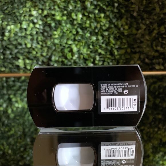 M·A·C Cosmetics Megastar Lash 89 | NEW | Mega Star Lashes MAC 89 Dramatic Glam - Picture 10 of 11